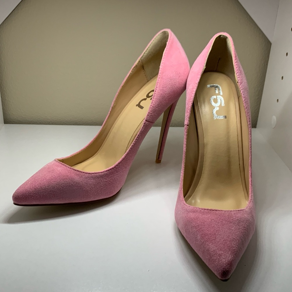 Pretty pink suede heels